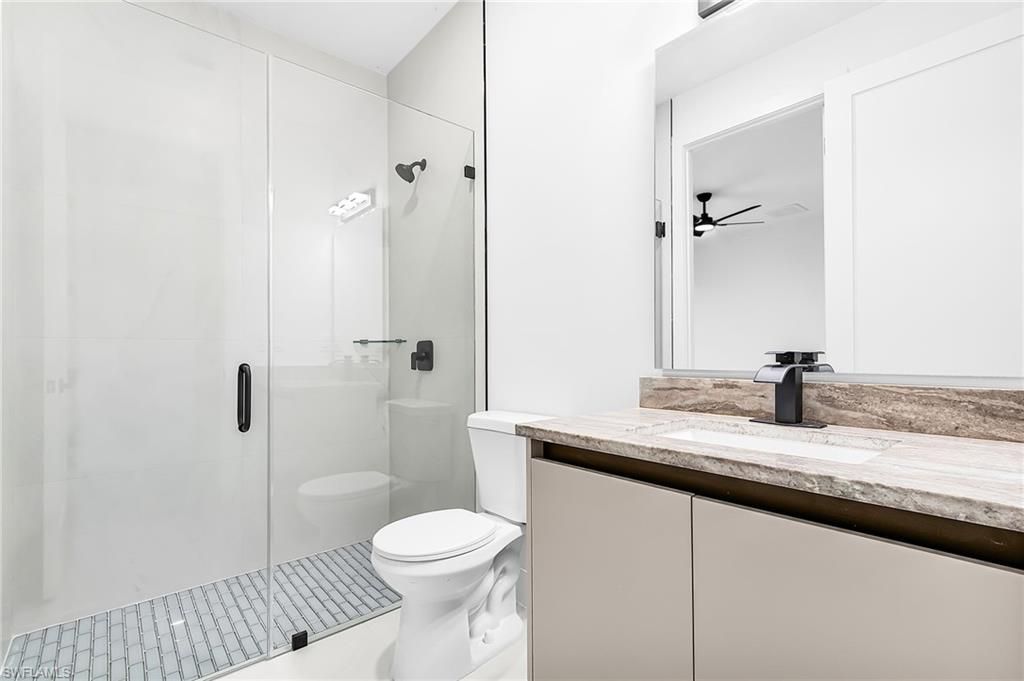 Image 24 of property listing at 1015 SW 8th CT, Cape Coral, FL 33991