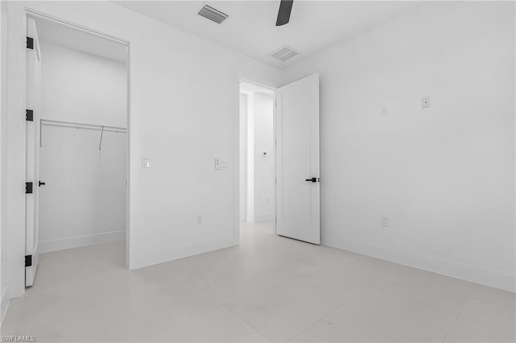 Image 25 of property listing at 1015 SW 8th CT, Cape Coral, FL 33991