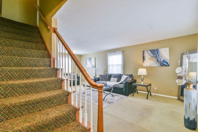 2741 N Dellrose Ave, Wichita, KS 67220