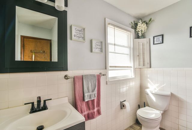 2741 N Dellrose Ave, Wichita, KS 67220