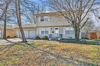 2741 N Dellrose Ave, Wichita, KS 67220