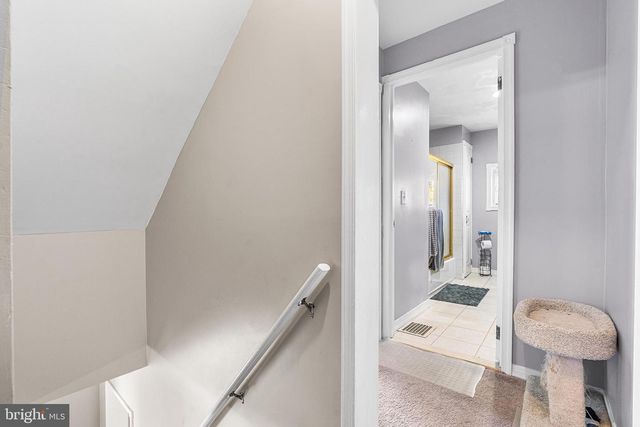 33 BUTTONWOOD ST, Mount Holly, NJ 08060