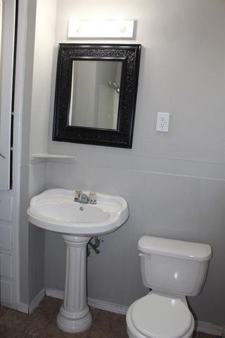 3800 Woodside Drive, Midwest City, OK 73110