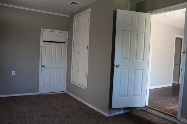 3800 Woodside Drive, Midwest City, OK 73110