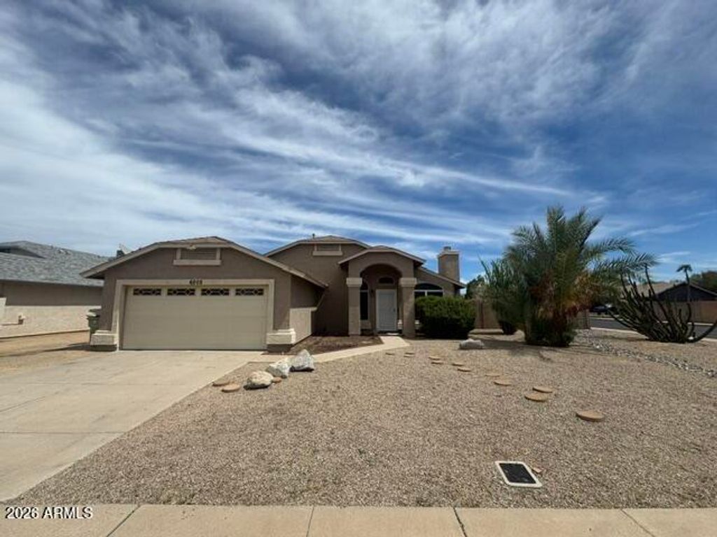 6205 N 89TH Avenue N, Glendale, AZ 85305