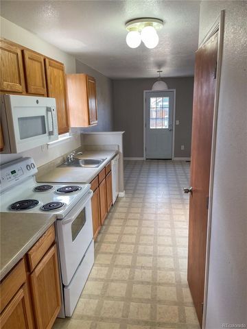 3029 Renshaw Street, Strasburg, CO 80136