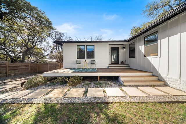 7702 Wynne LN, Austin, TX 78745