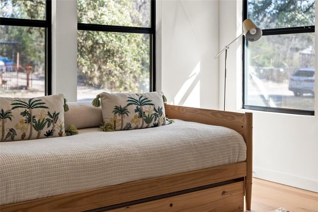 7702 Wynne LN, Austin, TX 78745