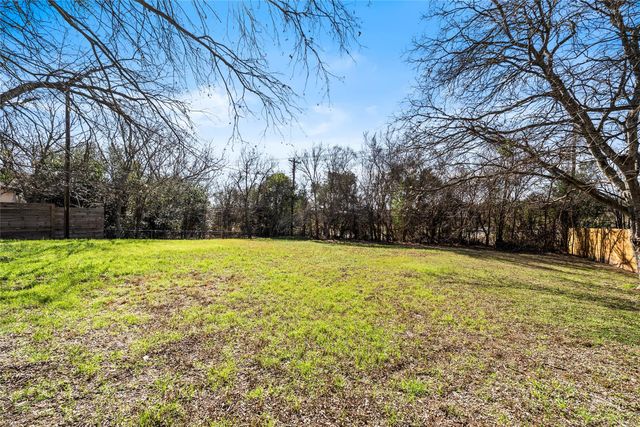 7702 Wynne LN, Austin, TX 78745