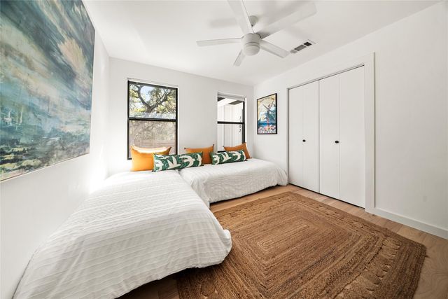 7702 Wynne LN, Austin, TX 78745