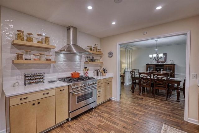 832 Sweet Briar SE Lane, Conyers, GA 30094