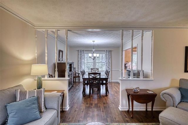 832 Sweet Briar SE Lane, Conyers, GA 30094