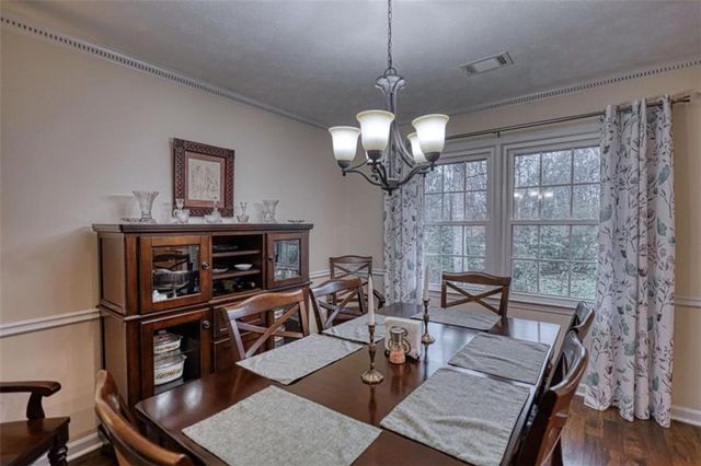 832 Sweet Briar SE Lane, Conyers, GA 30094