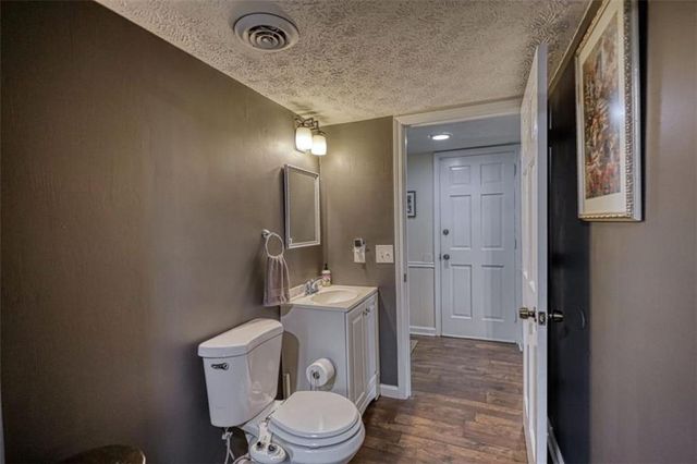 832 Sweet Briar SE Lane, Conyers, GA 30094