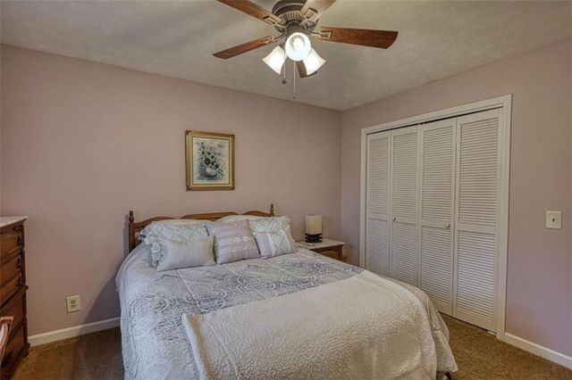 832 Sweet Briar SE Lane, Conyers, GA 30094