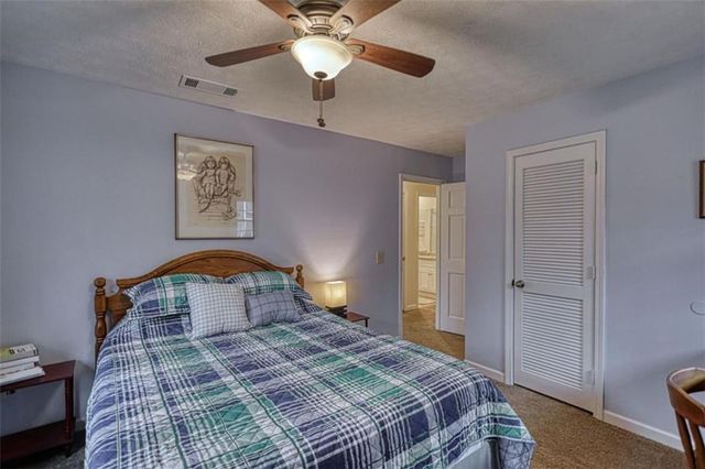 832 Sweet Briar SE Lane, Conyers, GA 30094