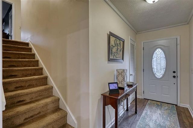 832 Sweet Briar SE Lane, Conyers, GA 30094