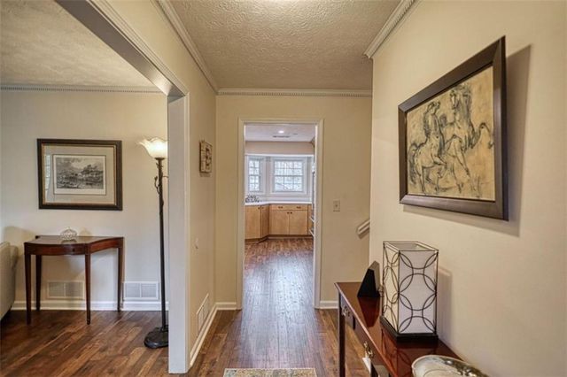 832 Sweet Briar SE Lane, Conyers, GA 30094