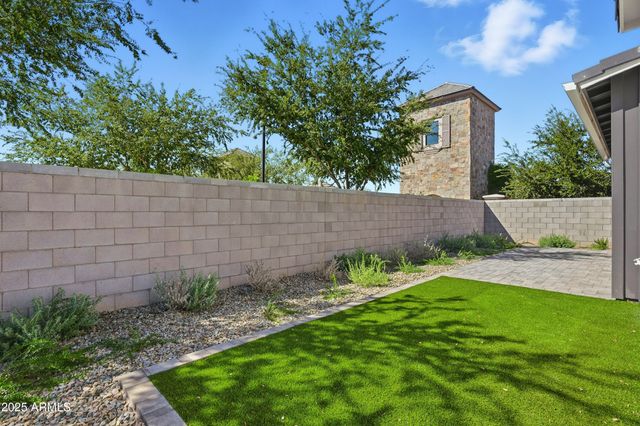 3326 S STUART Court, Gilbert, AZ 85297