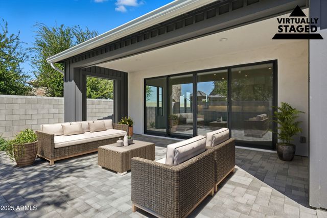 3326 S STUART Court, Gilbert, AZ 85297