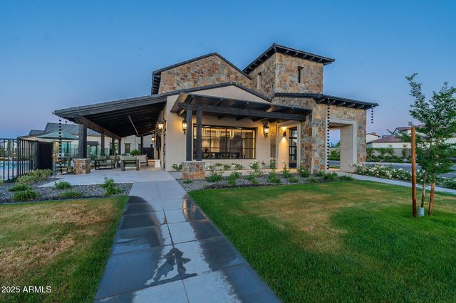 3326 S STUART Court, Gilbert, AZ 85297