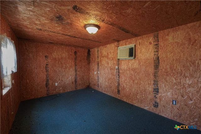 226 Thornton Street, Gonzales, TX 78629