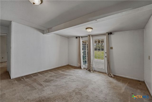 226 Thornton Street, Gonzales, TX 78629