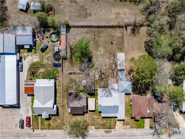 226 Thornton Street, Gonzales, TX 78629