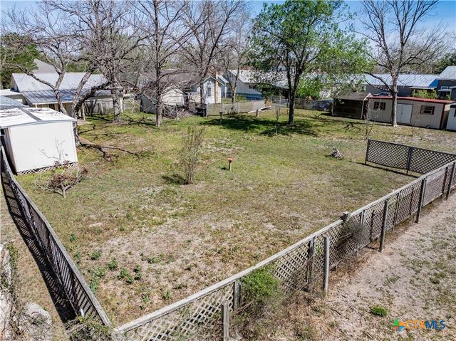 226 Thornton Street, Gonzales, TX 78629