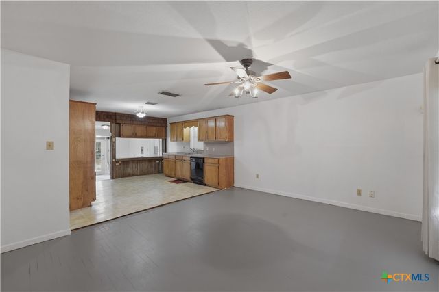 226 Thornton Street, Gonzales, TX 78629