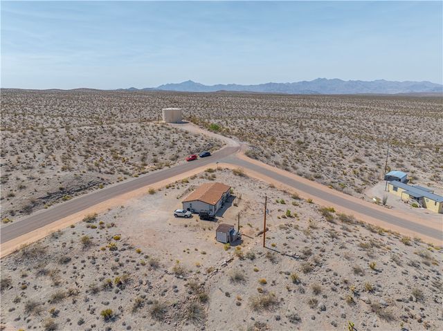 30840 N Sandy Point Dr Drive, Meadview, AZ 86444