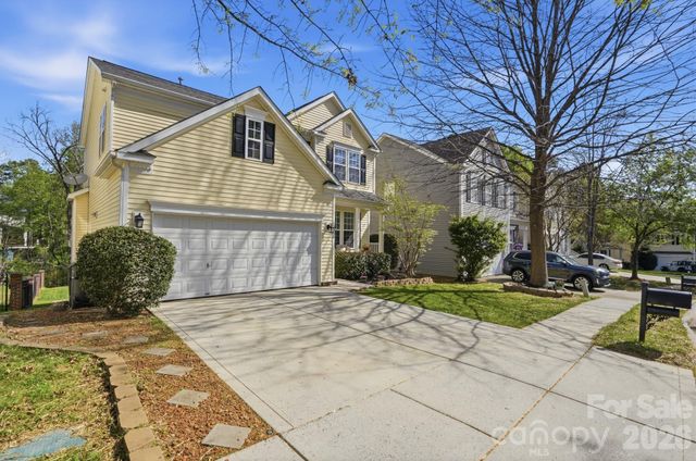 10056 Paisley Drive, Charlotte, NC 28269