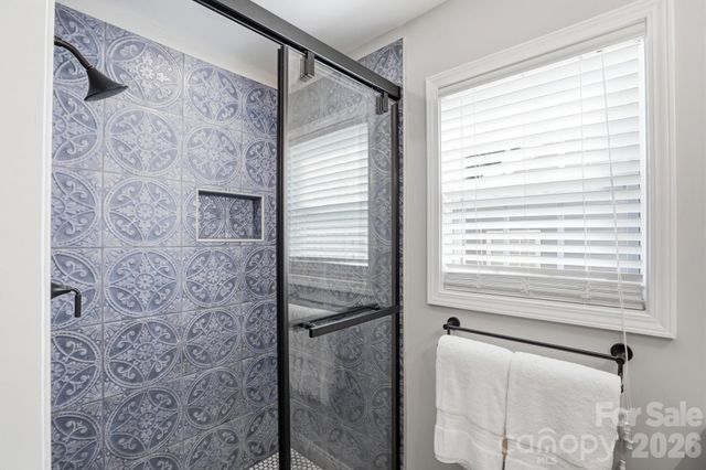 10056 Paisley Drive, Charlotte, NC 28269