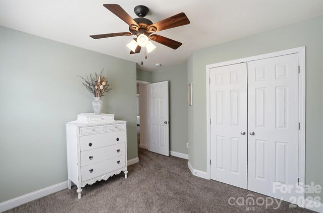 10056 Paisley Drive, Charlotte, NC 28269