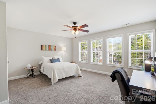 10056 Paisley Drive, Charlotte, NC 28269