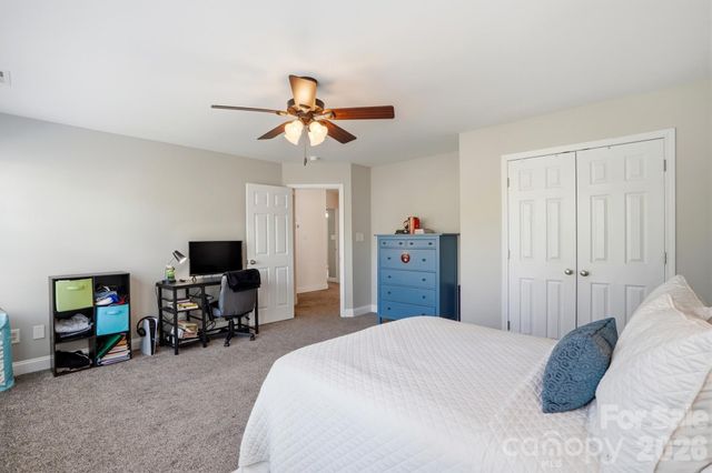 10056 Paisley Drive, Charlotte, NC 28269