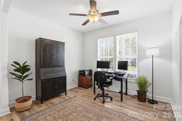 10056 Paisley Drive, Charlotte, NC 28269