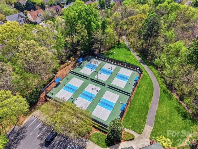 10056 Paisley Drive, Charlotte, NC 28269