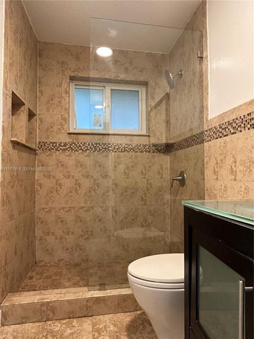 230 SW 30th Ave 230, Miami, FL 33135