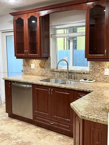 230 SW 30th Ave 230, Miami, FL 33135