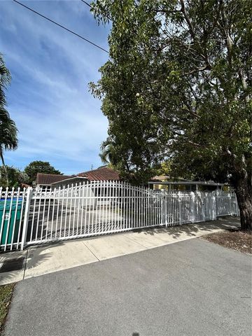 230 SW 30th Ave 230, Miami, FL 33135