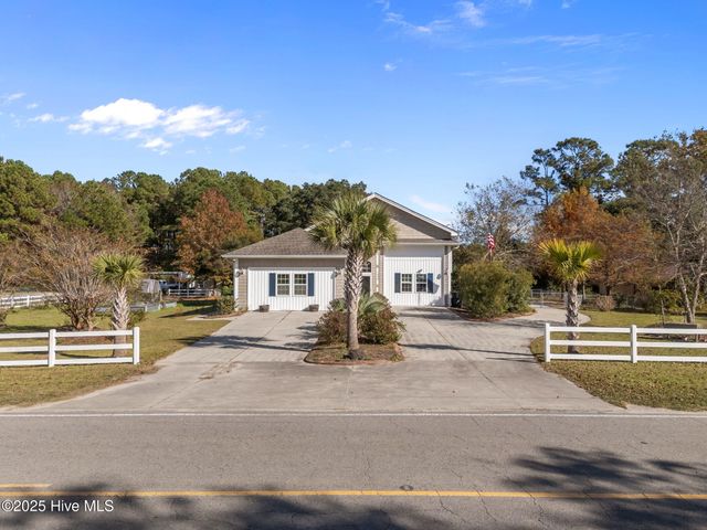1030 Calabash Road NW, Calabash, NC 28467