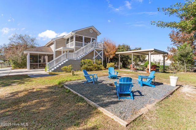 1030 Calabash Road NW, Calabash, NC 28467