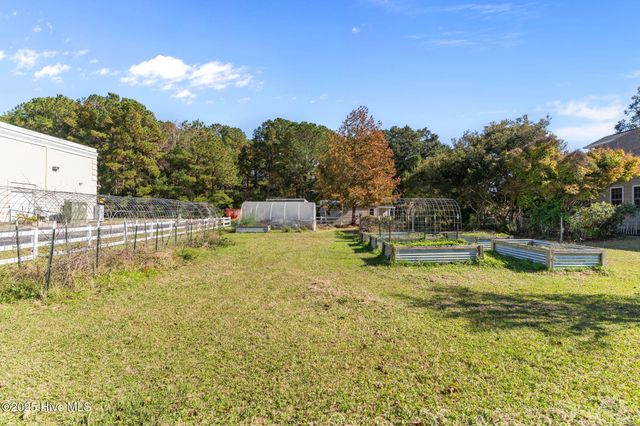 1030 Calabash Road NW, Calabash, NC 28467