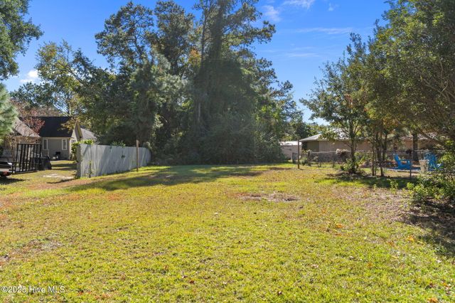 1030 Calabash Road NW, Calabash, NC 28467