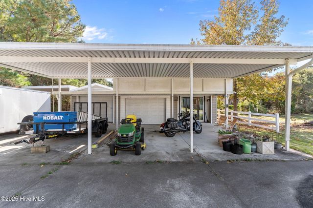 1030 Calabash Road NW, Calabash, NC 28467