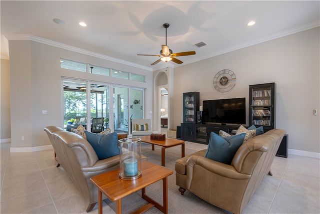 8245 Halbert Lane, Vero Beach, FL 32968