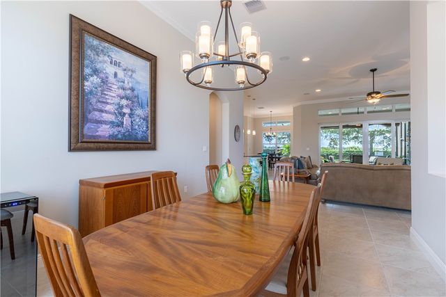 8245 Halbert Lane, Vero Beach, FL 32968