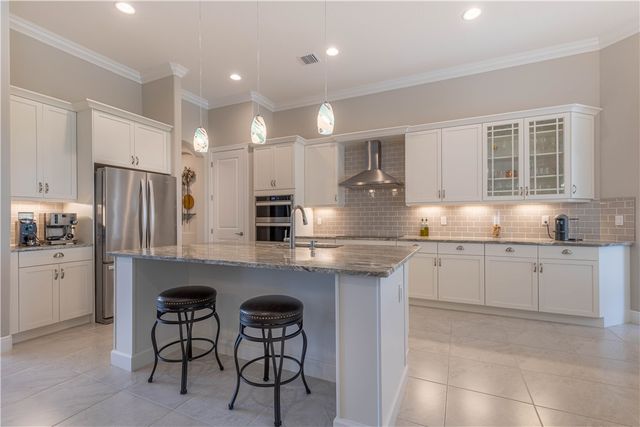8245 Halbert Lane, Vero Beach, FL 32968