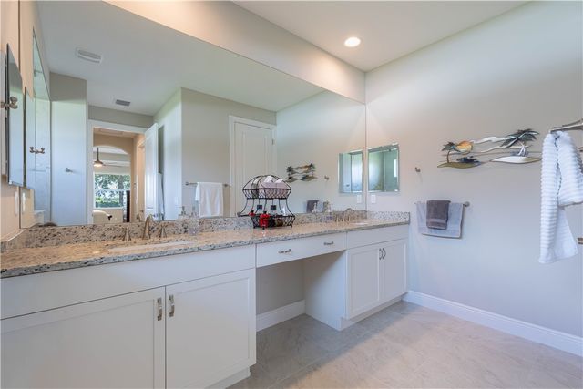 8245 Halbert Lane, Vero Beach, FL 32968